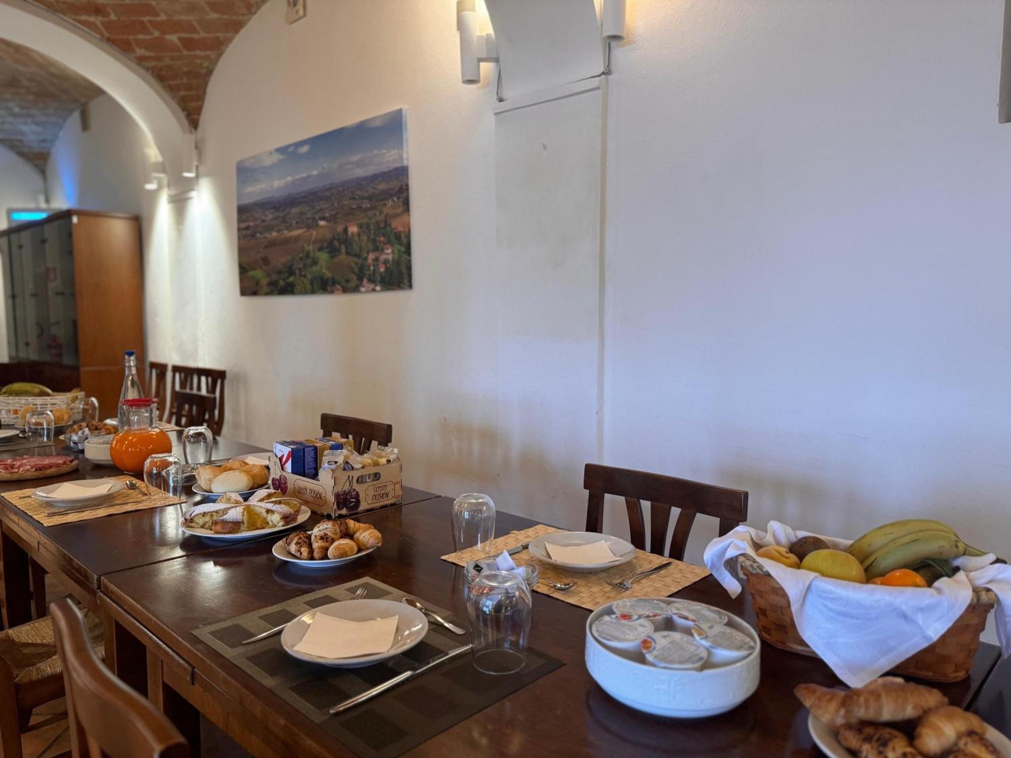 Agriturismo Podere La Piazza Costigliole d'Asti Eksteriør bilde